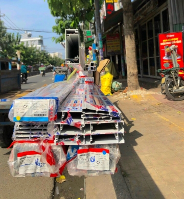 Nhôm thanh thông dụng